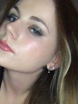 OnlyFans - Emspensiveemily / @officialemspensiveemily Scene 46 — photo 10 of 20