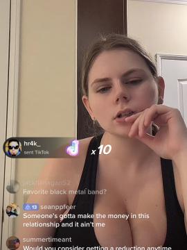 OnlyFans - Emspensiveemily / @officialemspensiveemily Scene 47 — photo 5 of 20