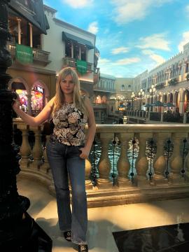 OnlyFans - Emspensiveemily / @officialemspensiveemily Scene 61 — photo 1 of 20