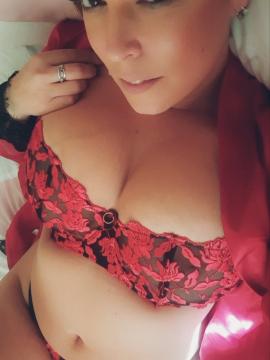 OnlyFans - Maisie Lewis / @maisielewis Scene 1 — photo 15 of 20