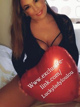 OnlyFans - Maisie Lewis / @maisielewis Scene 1 — photo 19 of 20