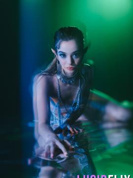Luminati - Molly Little In Calypso — photo 4 of 15