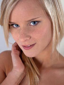 Miela A - Tillias - MetArt - Part 2 (32x) — photo 2 of 32