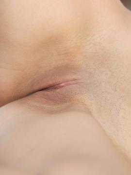 Alisa Amore - Bosom Buddy - MetArt - Part 2 (20x) — photo 20 of 20
