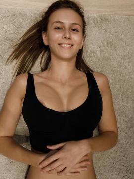 Jessica Albanka - Eat Food From Asia - Zishy (69) — photo 40 of 69