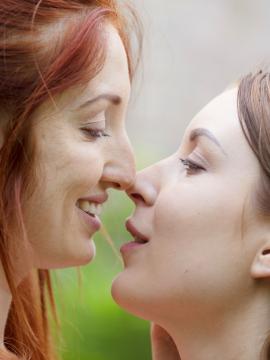 Michelle H & Amaris - Beautiful Distraction - VivThomas - Part 2 (22x) — photo 18 of 22