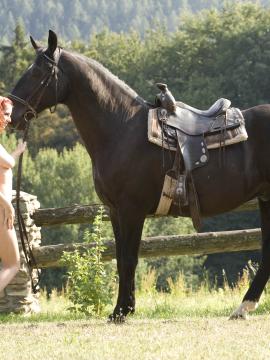 Ariel - Horse BTS (96x) — photo 86 of 96