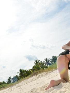 Ariel Rebel | Rebel on the Beach | x203 | Teil 3/3 — photo 7 of 37