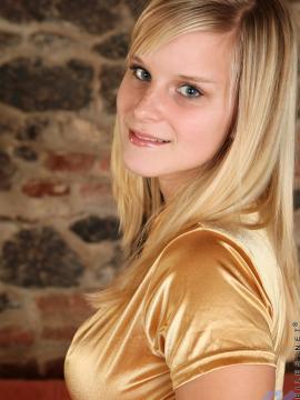 Marry Queen x100 Part1 — photo 9 of 79