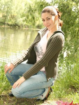 Busty Alli x61 — photo 27 of 58