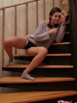 Busty Alli - Get It OnThe Staircase - Part 1 (100x) — photo 23 of 93