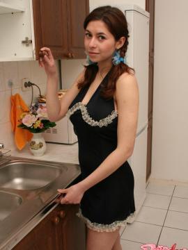 Busty Alli - Set 27 (78x) — photo 4 of 73