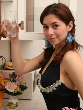 Busty Alli - Set 27 (78x) — photo 6 of 73