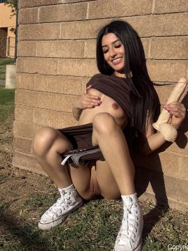Lil Shopping Teen — photo 9 of 15
