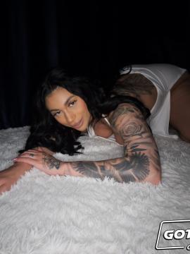 Arianas All For Cum — photo 3 of 20
