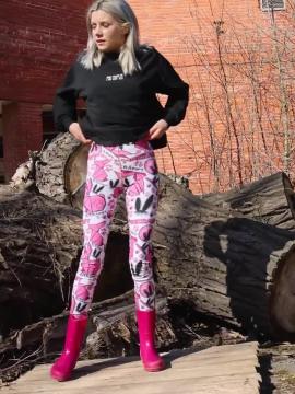 Desperate in Wellies — photo 3 of 15
