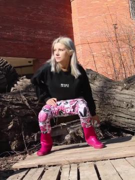 Desperate in Wellies — photo 4 of 15