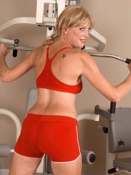 Anal exercise — photo 3 of 16