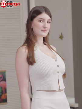 Slim n' Stacked Teen Valkyrie Silver Stuffs Her Meaty Pussy with a Realistic Dildo — photo 4 of 16