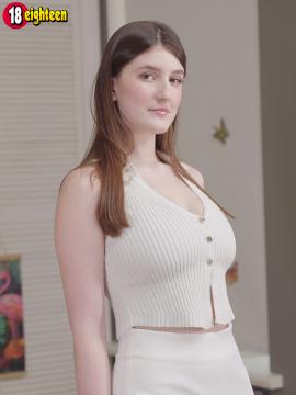 Slim n' Stacked Teen Valkyrie Silver Stuffs Her Meaty Pussy with a Realistic Dildo — photo 4 of 16