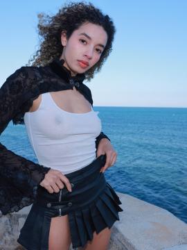 Valery Ponce: Come For A Walk — photo 13 of 16