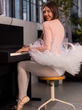Tutu Temptation 1 — photo 3 of 16