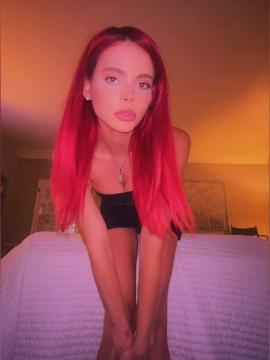 OnlyFans - Katie Bell - https://onlyfans.com/katieeeeebell — photo 22 of 546