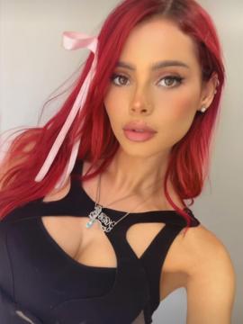 OnlyFans - Katie Bell - https://onlyfans.com/katieeeeebell — photo 85 of 546