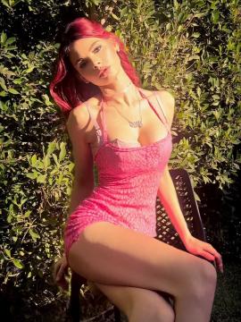 OnlyFans - Katie Bell - https://onlyfans.com/katieeeeebell — photo 104 of 546