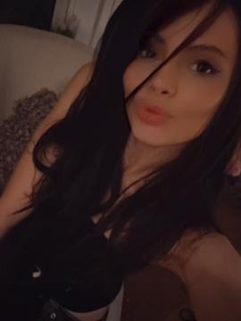 OnlyFans - Katie Bell - https://onlyfans.com/katieeeeebell — photo 215 of 546