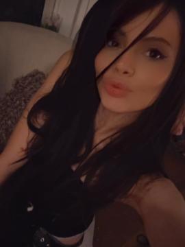 OnlyFans - Katie Bell - https://onlyfans.com/katieeeeebell — photo 228 of 546