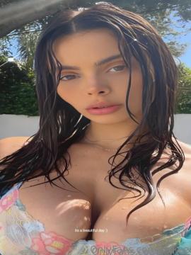 OnlyFans - Katie Bell - https://onlyfans.com/katieeeeebell — photo 286 of 546