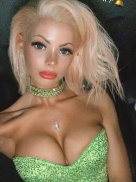 OnlyFans - Katie Bell - https://onlyfans.com/katieeeeebell — photo 324 of 546
