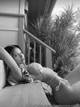 OnlyFans - Katie Bell - https://onlyfans.com/katieeeeebell — photo 495 of 546