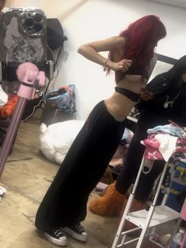 OnlyFans - Katie Bell - https://onlyfans.com/katieeeeebell — photo 500 of 546