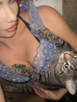 OnlyFans - Katie Bell - https://onlyfans.com/katieeeeebell — photo 506 of 546