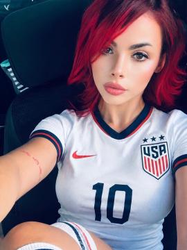 OnlyFans - Katie Bell - https://onlyfans.com/katieeeeebell — photo 540 of 546