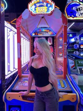 OnlyFans - M@rl1 Alx@ Scene 1 — photo 4585 of 5992