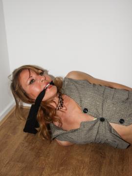 Eve hogtied cleavegagged struggling — photo 20 of 24