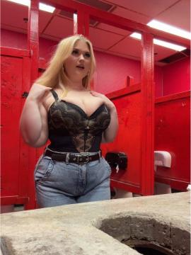 OnlyFans - Callie / chaosbycallie - 34K — photo 61 of 1006