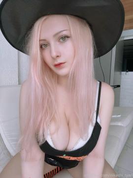 Instagram - Nikachi Nika Kotova — photo 603 of 608