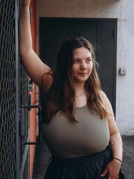 Instagram - Юля Хазиева / hazievay - 32GG — photo 64 of 205