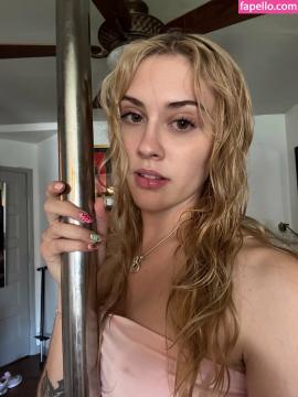 f_iona / fionamesha Nude Leaks OnlyFans - Fapello — photo 76 of 182