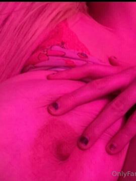 Chewy Waifu / chewys.melons / thicc.chewy.waifu Nude Leaks OnlyFans - Fapello — photo 13 of 93