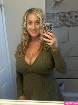 Momdd98 / momdd1998 Nude Leaks OnlyFans - Fapello — photo 99 of 648