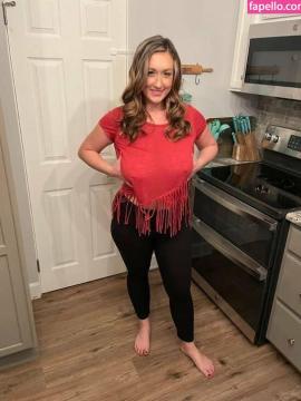 Momdd98 / momdd1998 Nude Leaks OnlyFans - Fapello — photo 207 of 648