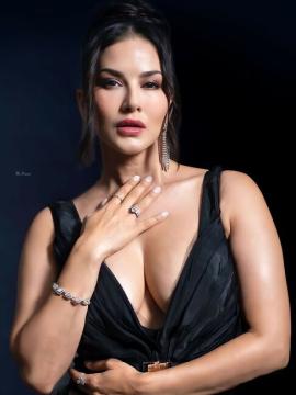 Sunny Leone / SunnyLeone Nude Leaks OnlyFans - Fapello — photo 934 of 1377