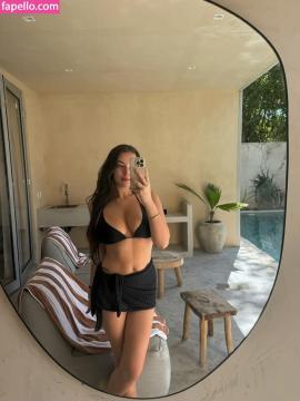 Brittany Oliveira / brittany_oliveira Nude Leaks - Fapello — photo 23 of 32