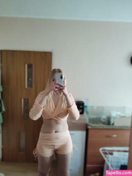 aestheticusernameuwu / hannahowo / kur0sagii / smallplushduck Nude Leaks OnlyFans - Fapello — photo 13 of 76