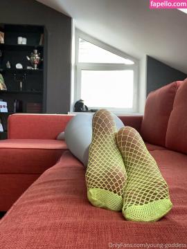 young-goddess / younggoddessofficial Nude Leaks OnlyFans - Fapello — photo 198 of 361
